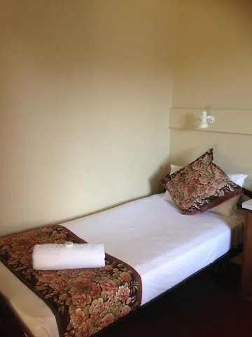 Hotel Beach House Nambour Motel