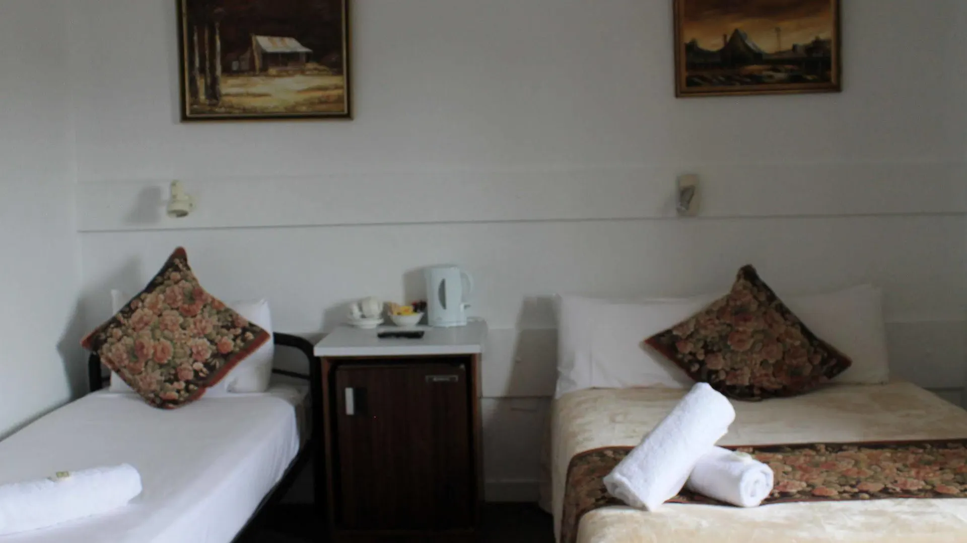 Motel Hotel Beach House Nambour