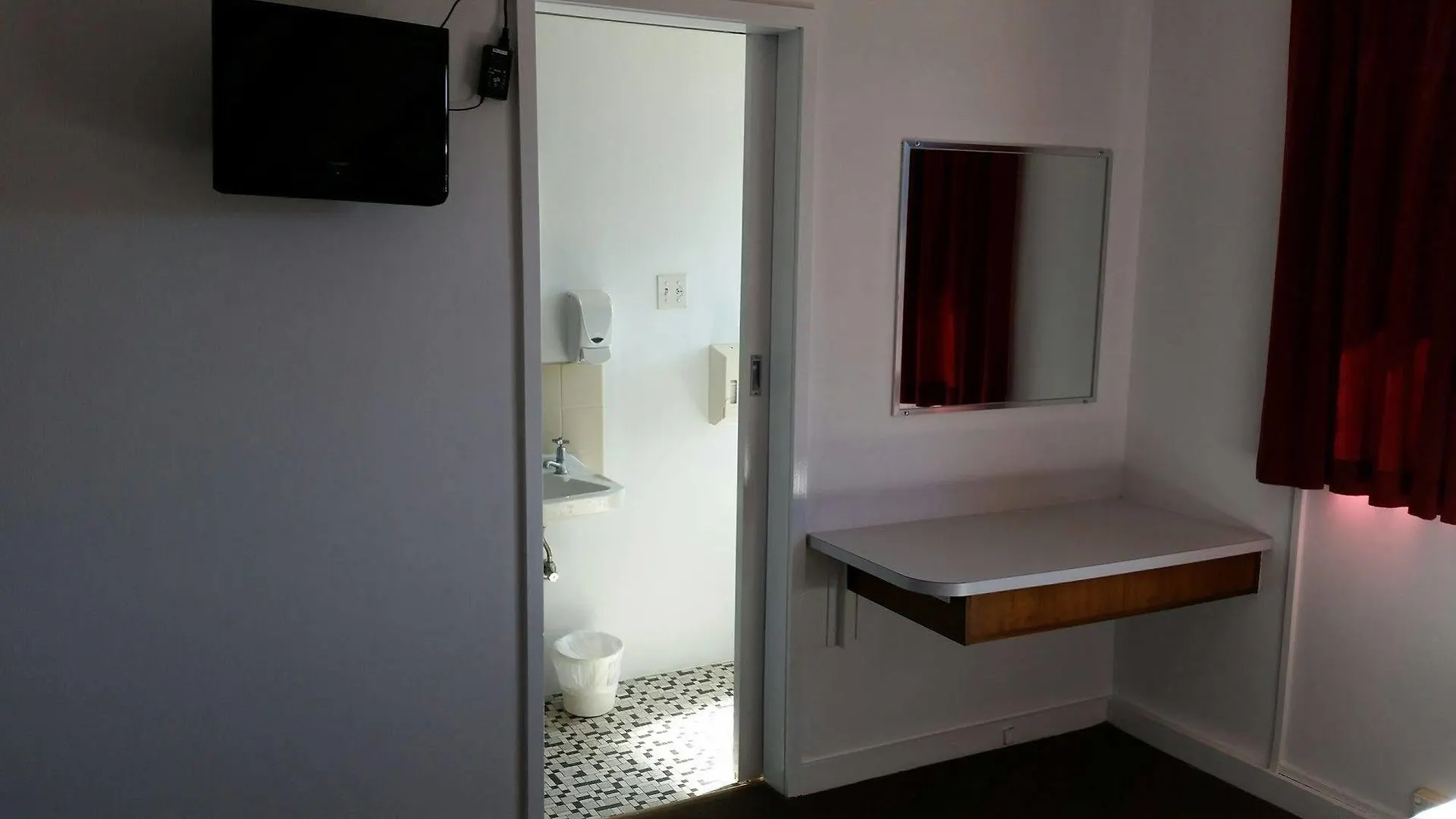 Motel Hotel Beach House Nambour